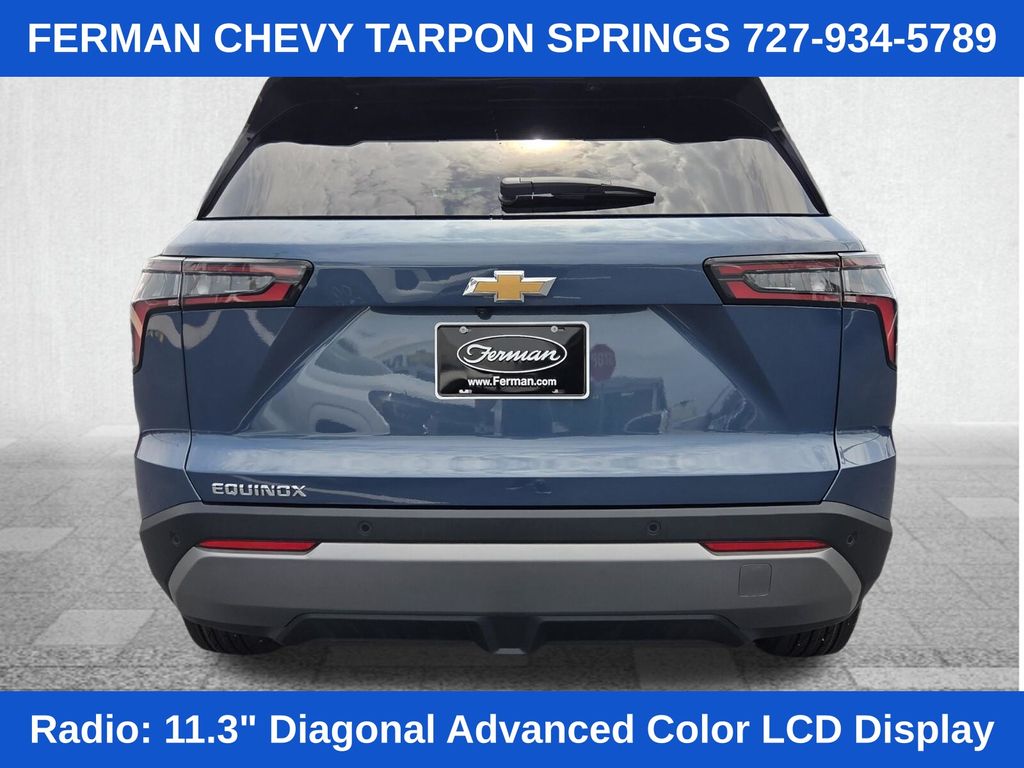 2027 Chevrolet Equinox LT - Photo 10