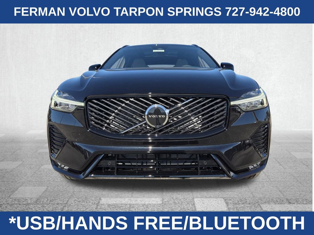 New 2026 Volvo XC60 B5 Core SUV