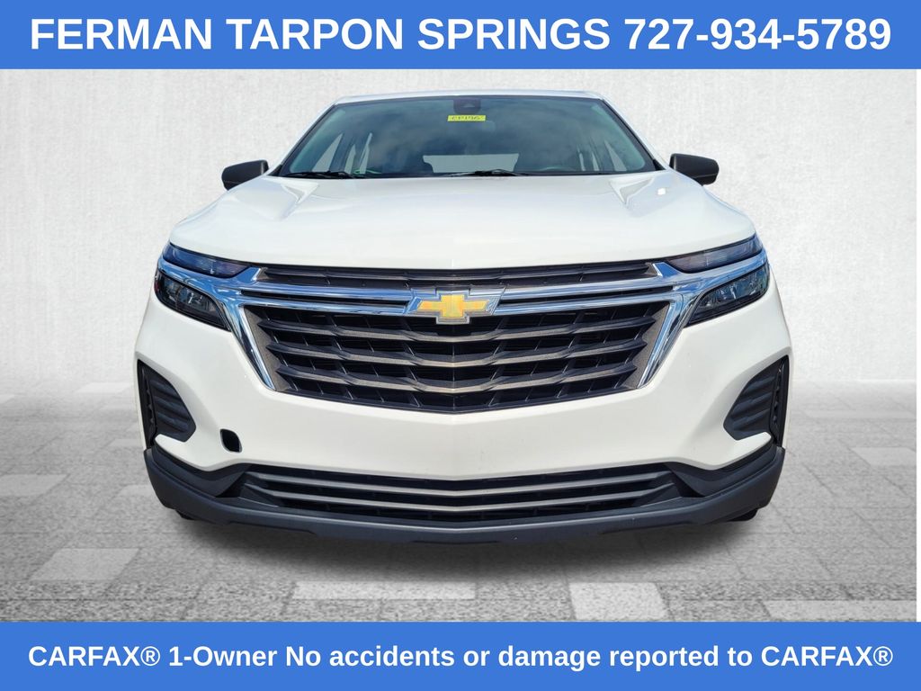 2022 Chevrolet Equinox LS photo 2