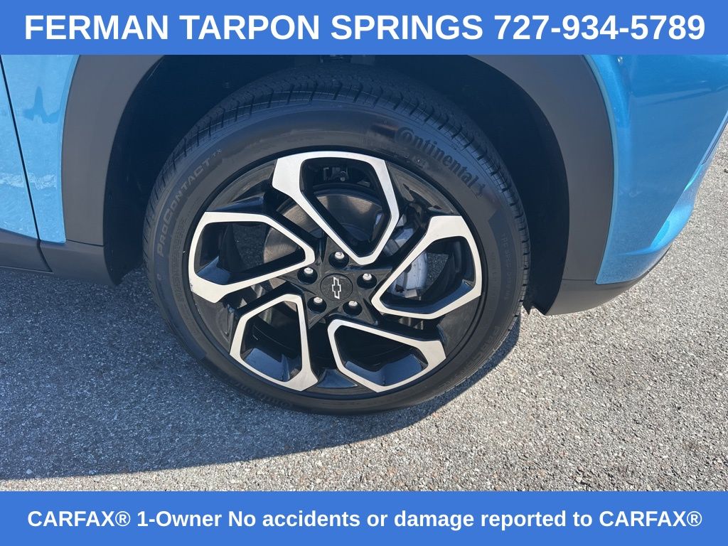 2025 Chevrolet Trax photo 2