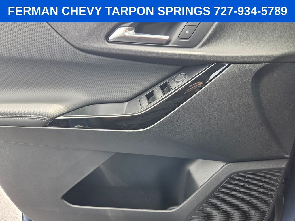 2027 Chevrolet Equinox LT - Photo 24