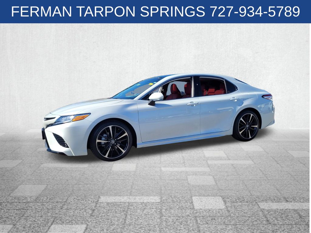 2020 Toyota Camry XSE photo 3