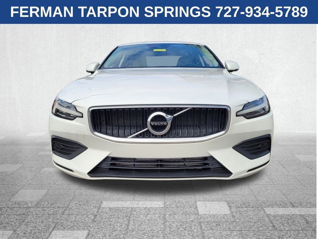 Used 2020 Volvo S60 T5 Momentum Sedan