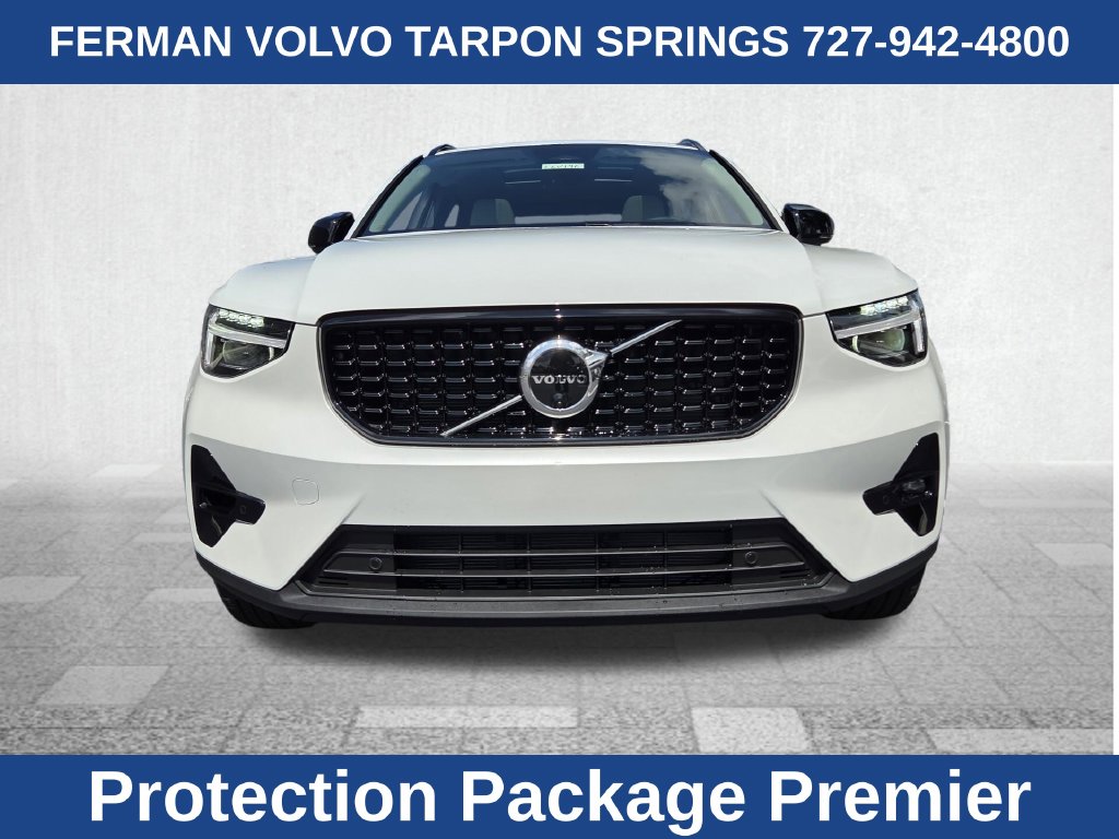 New 2026 Volvo XC40 B5 Ultra SUV