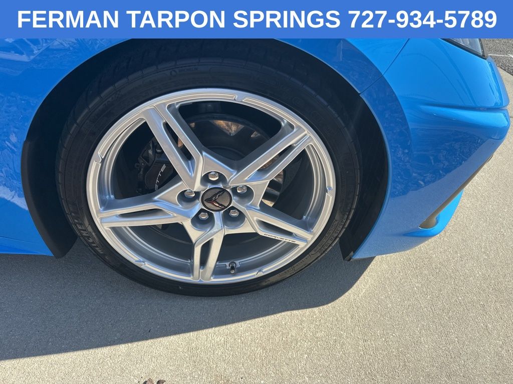 2023 Chevrolet Corvette Stingray 1LT photo 2