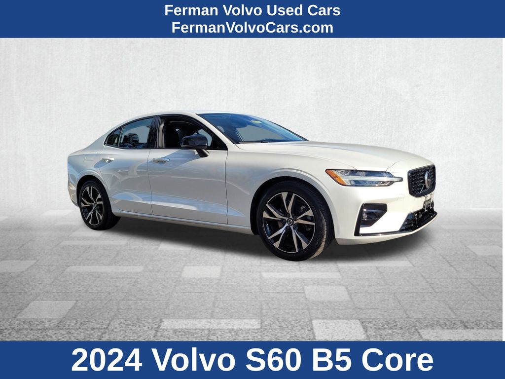 2024 Volvo S60 Core's photo