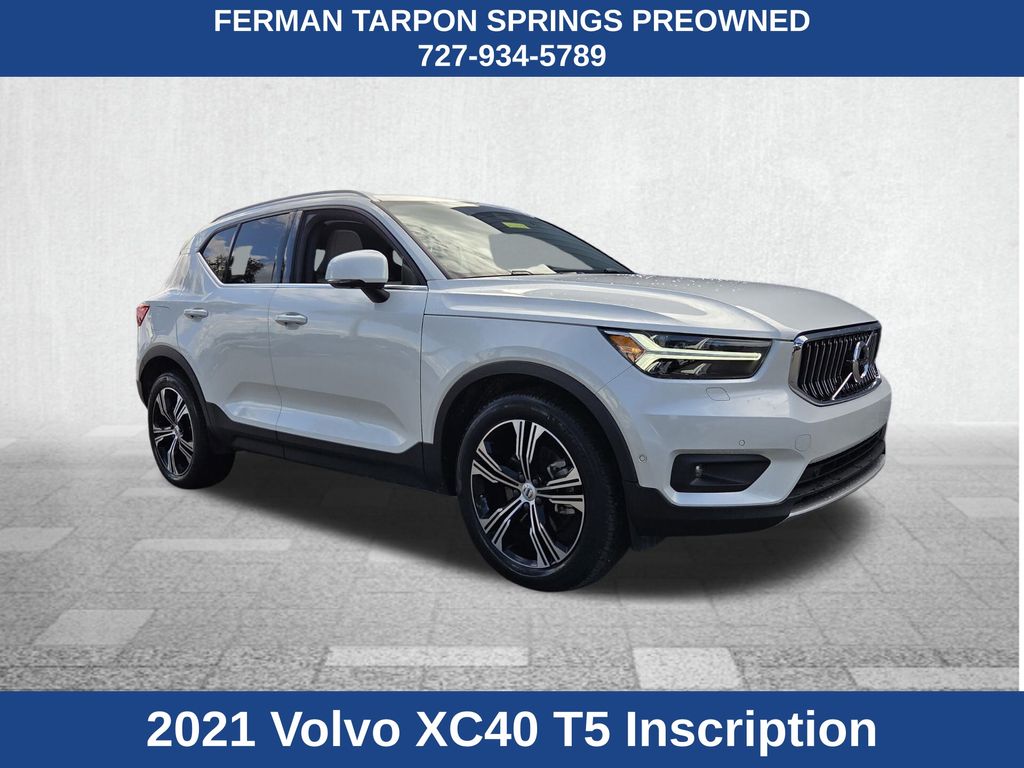 2021 Volvo XC40 Inscription