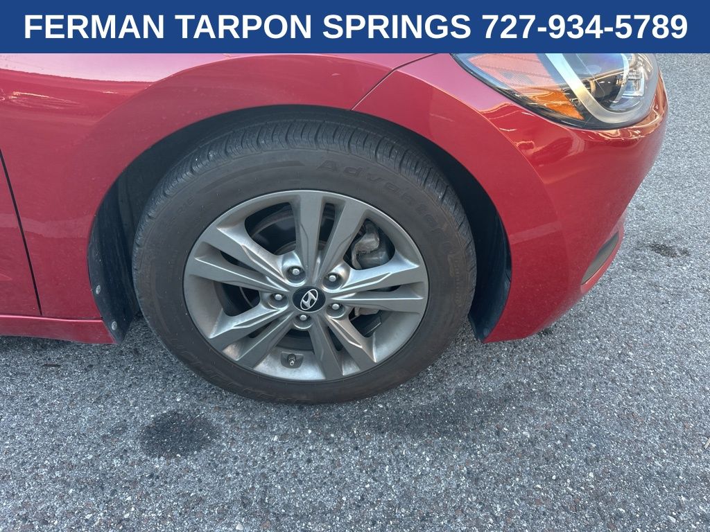 2017 Hyundai Elantra SE photo 2