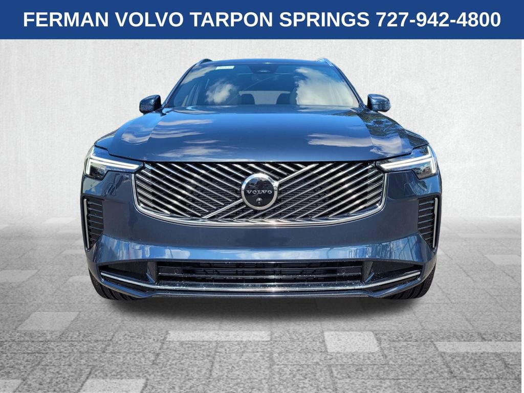 2026 Volvo XC90 Plus Black Edition photo 2