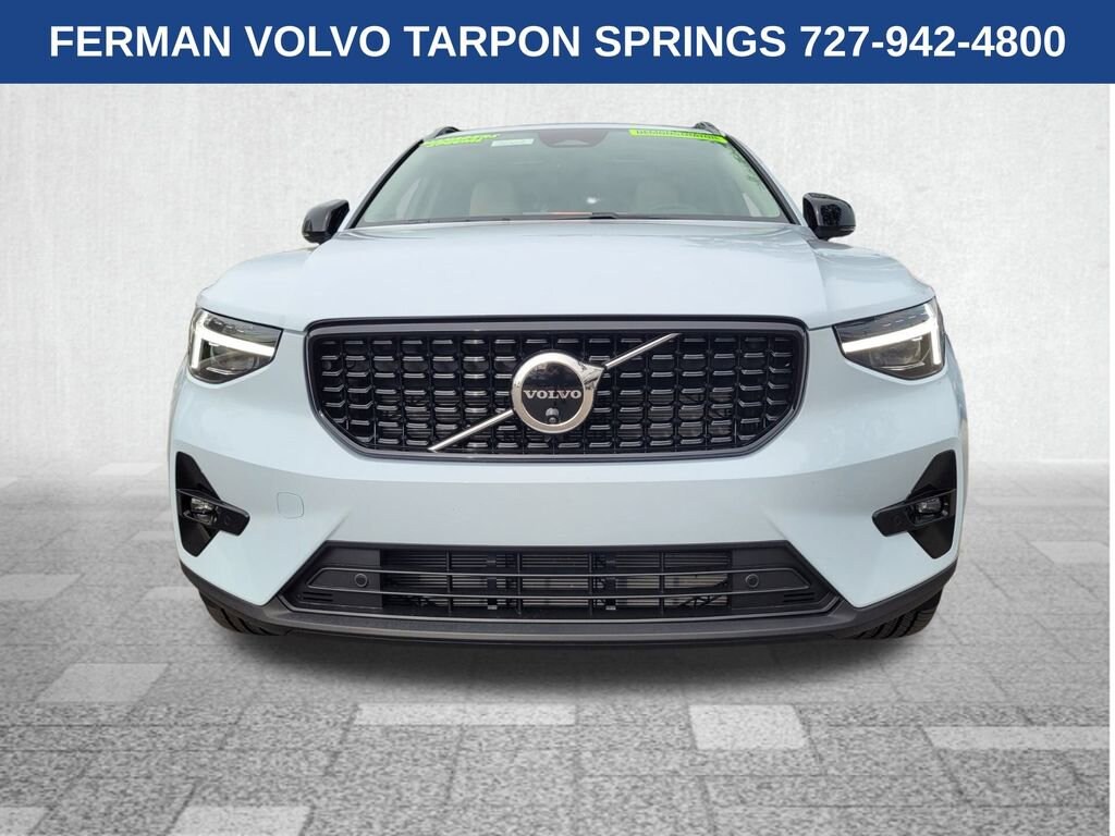 Certified 2026 Volvo XC40 B5 Plus SUV