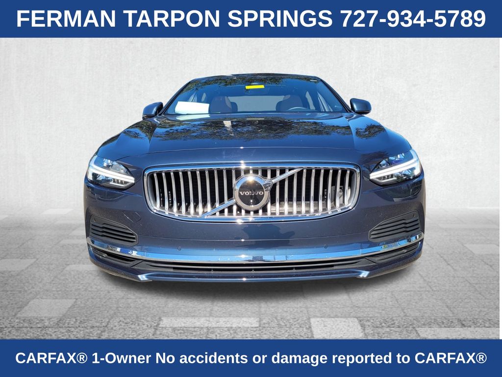 2023 Volvo S90 Recharge Ultimate photo 2