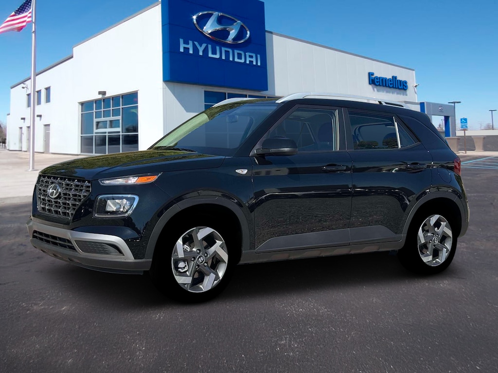 New 2026 Hyundai Venue SEL SUV