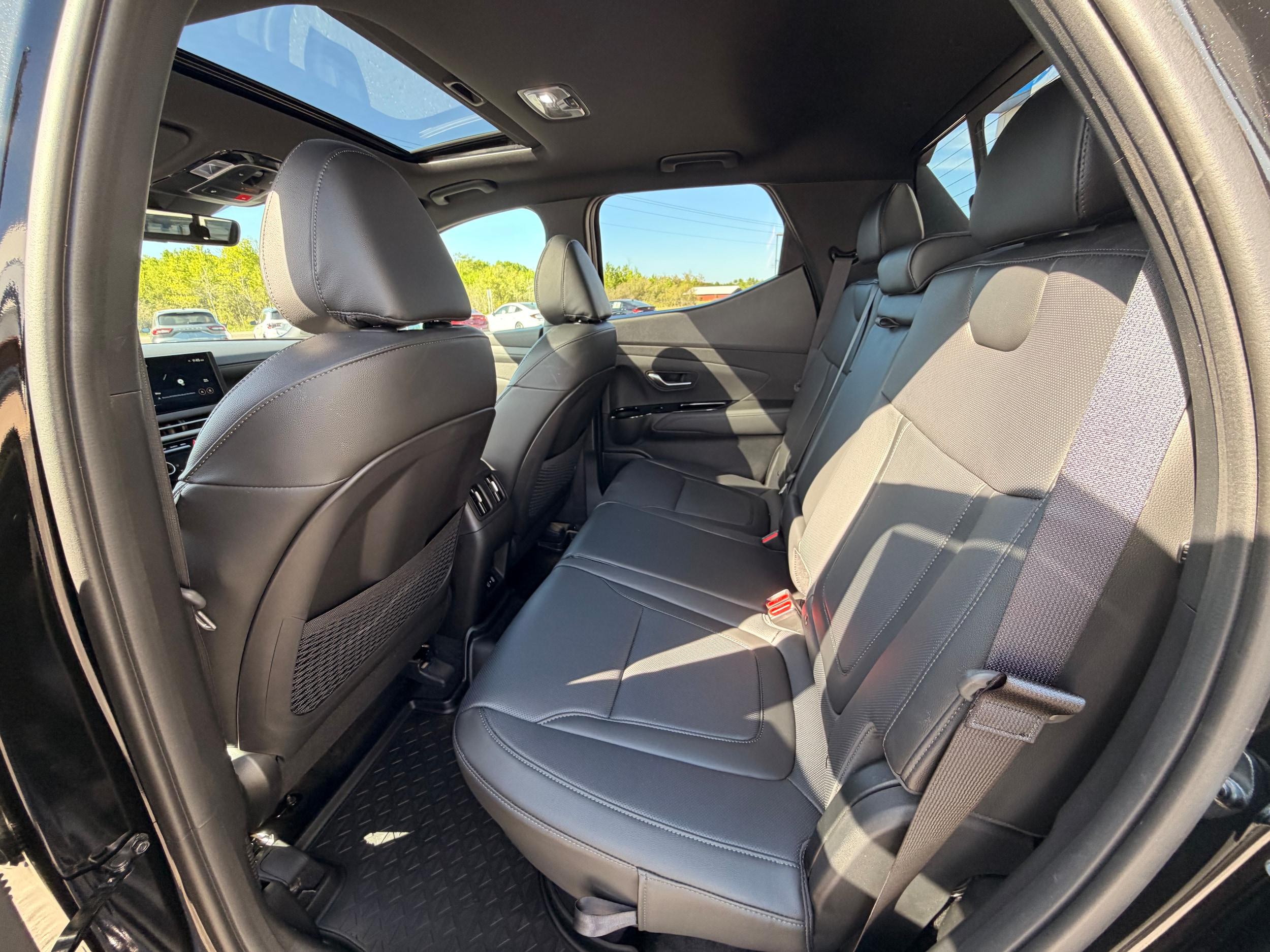 2026 Hyundai Santa Cruz Limited - Photo 13