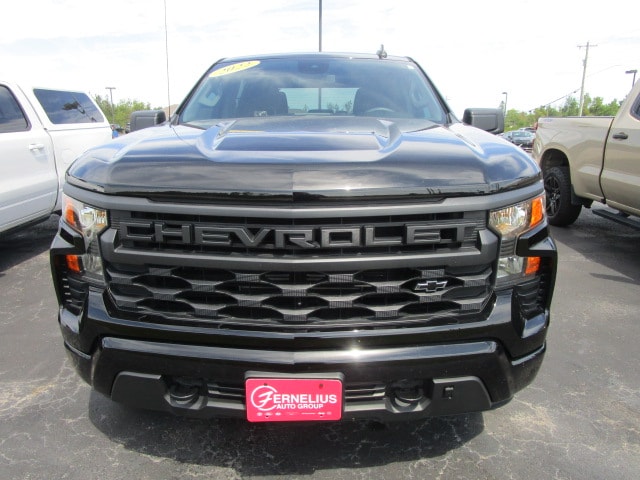 Used 2022 Chevrolet Silverado 1500 Custom with VIN 1GCPDBEK8NZ540949 for sale in Sault Sainte Marie, MI