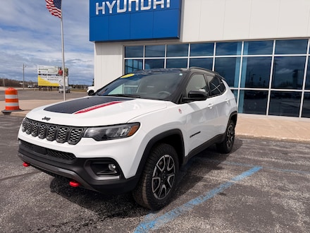2025 Jeep Compass Trailhawk SUV
