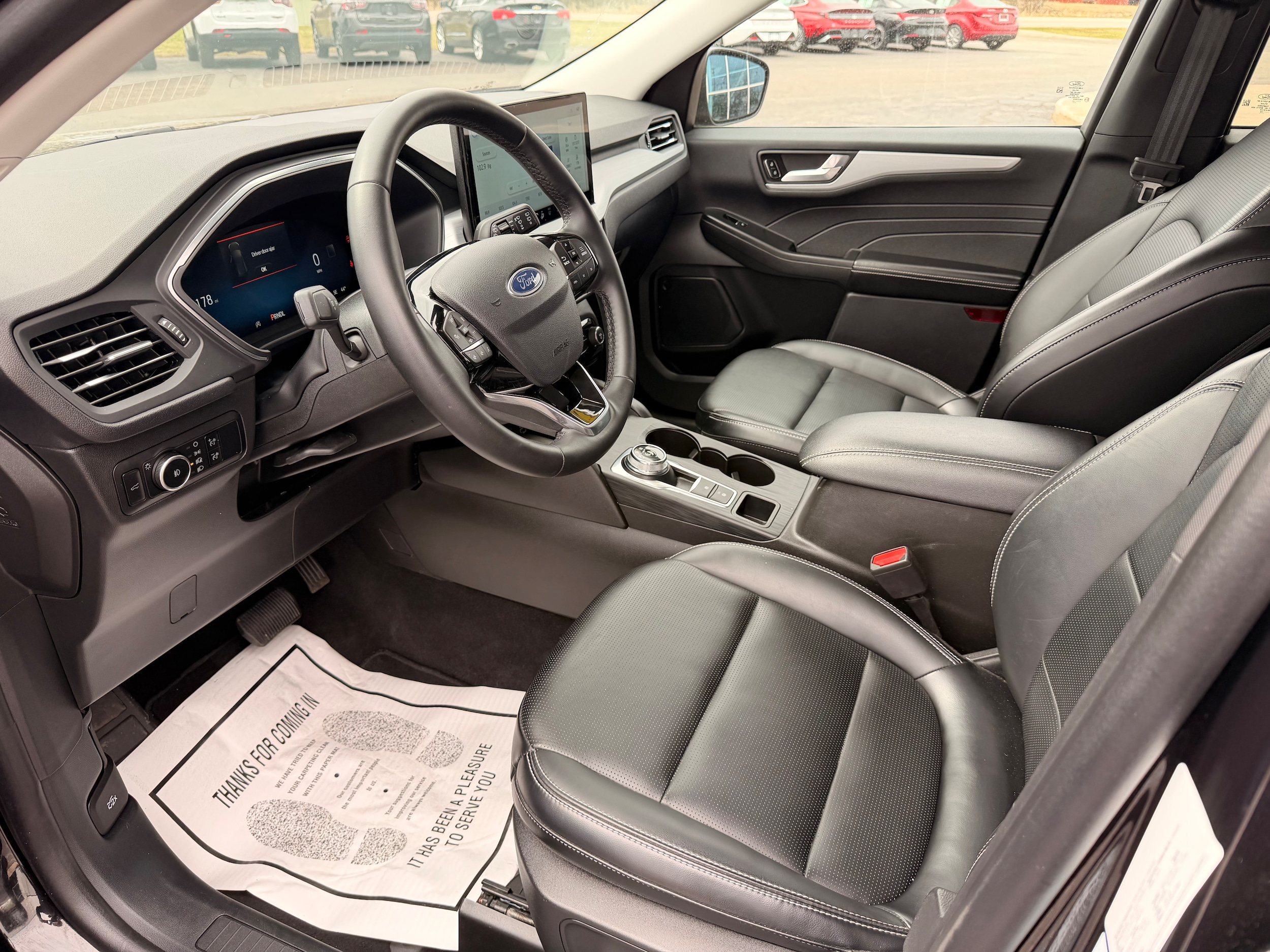 2025 Ford Escape Platinum - Photo 9