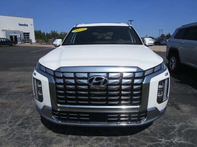 Used 2023 Hyundai Palisade Calligraphy with VIN KM8R7DGE3PU633196 for sale in Sault Sainte Marie, MI