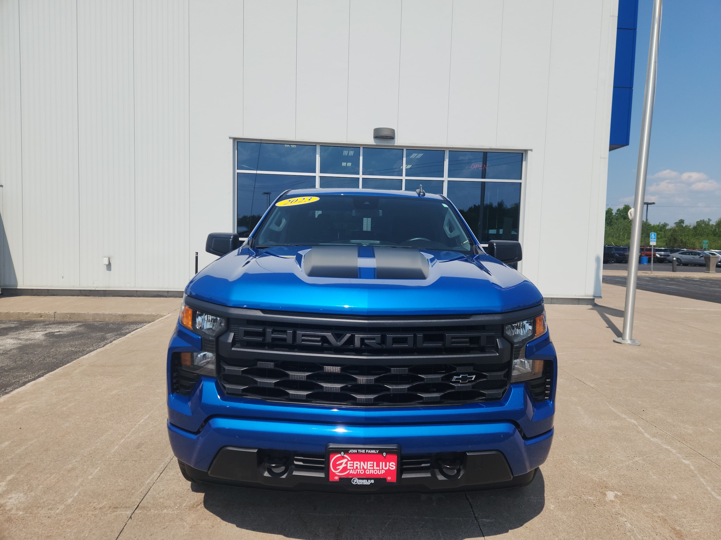 Used 2023 Chevrolet Silverado 1500 Custom with VIN 1GCPDBEK7PZ130940 for sale in Sault Sainte Marie, MI