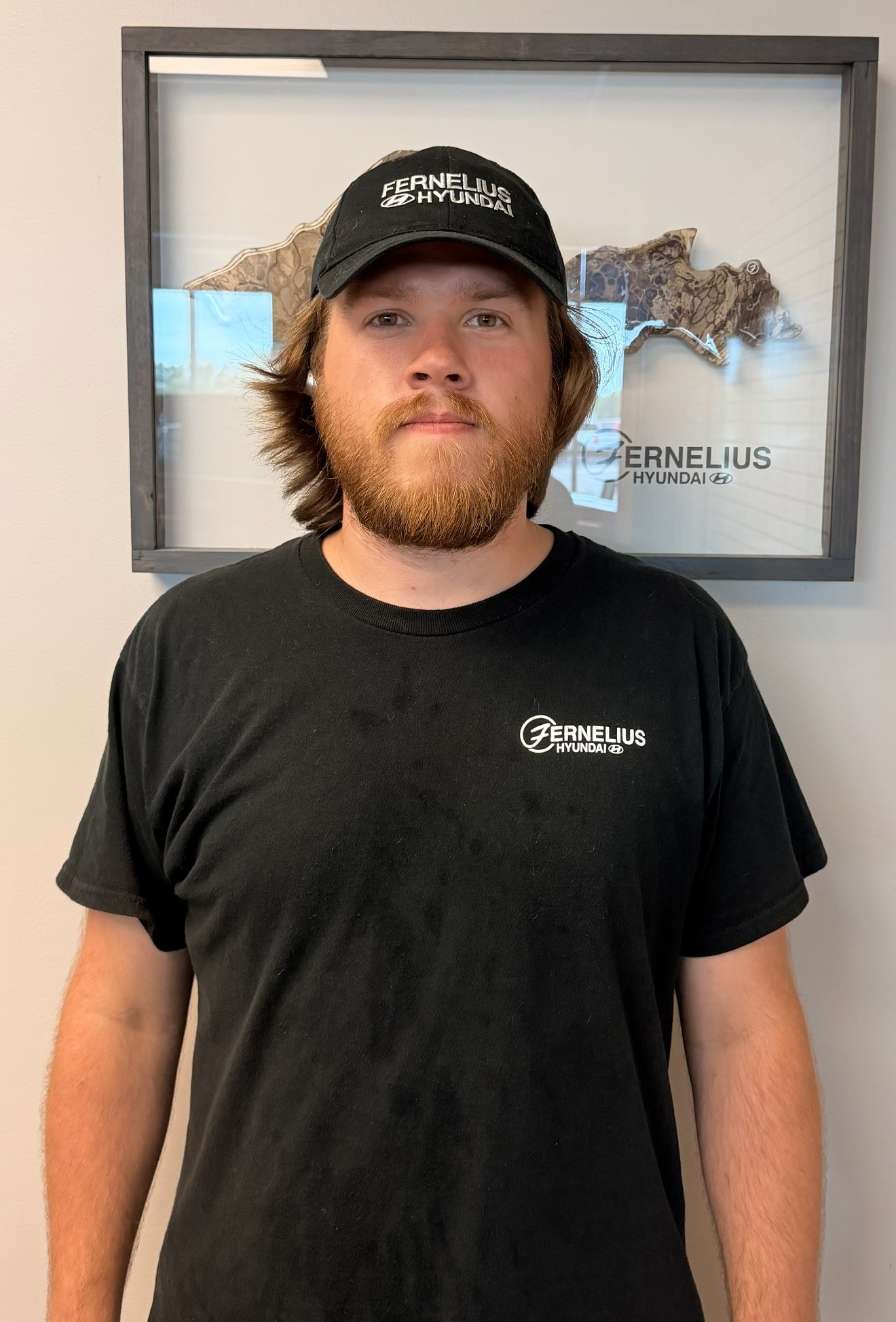 Staff member Dan Smith from ID_5bbd1a288851