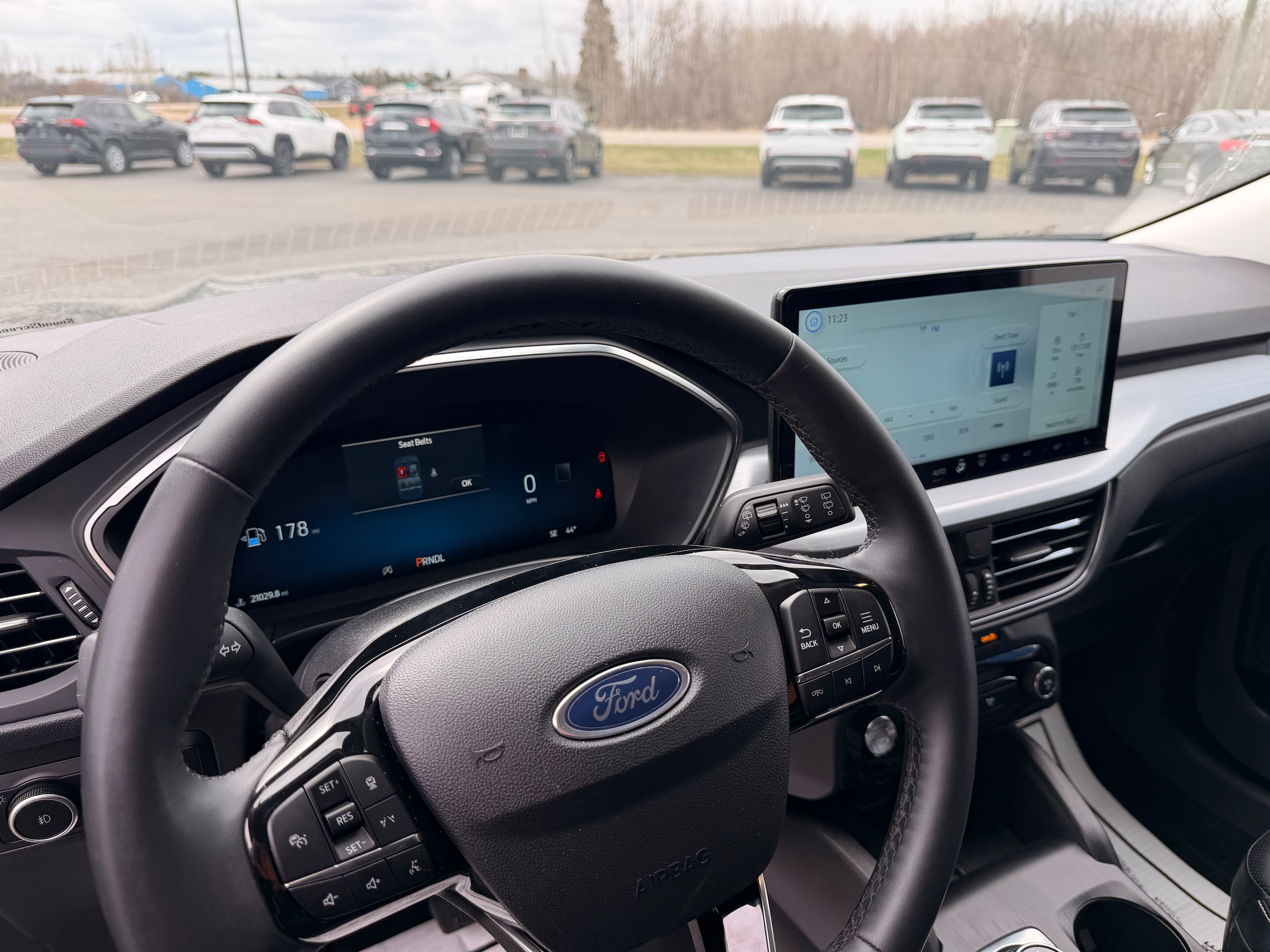 2025 Ford Escape Platinum - Photo 10