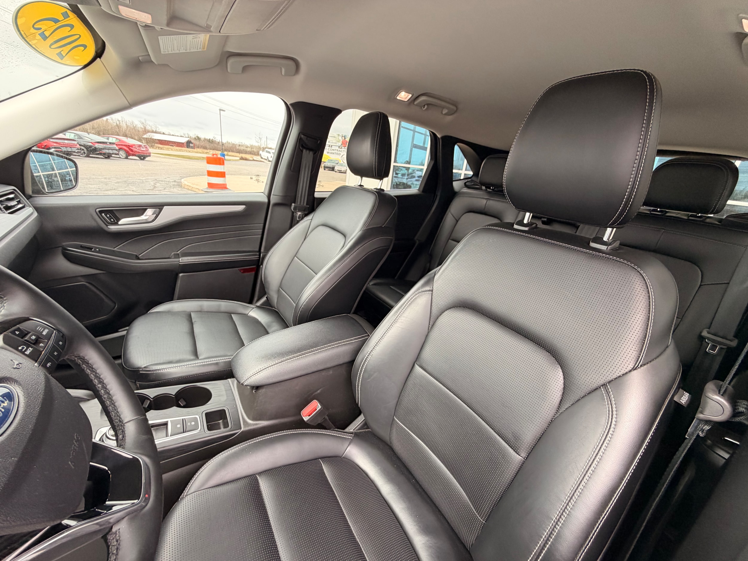 2025 Ford Escape Platinum - Photo 12