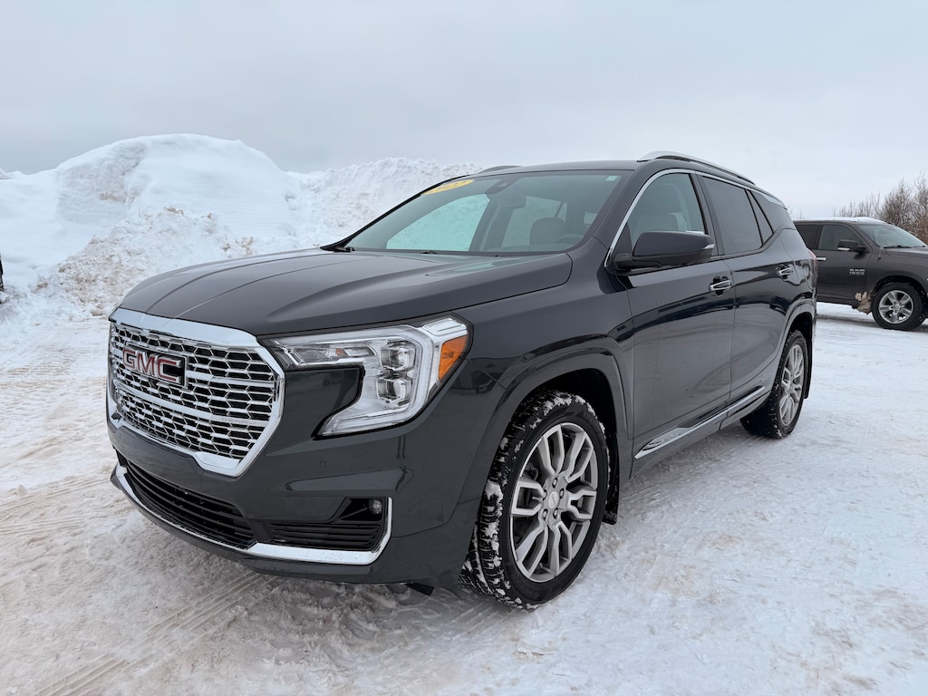 Used 2022 GMC Terrain Denali SUV