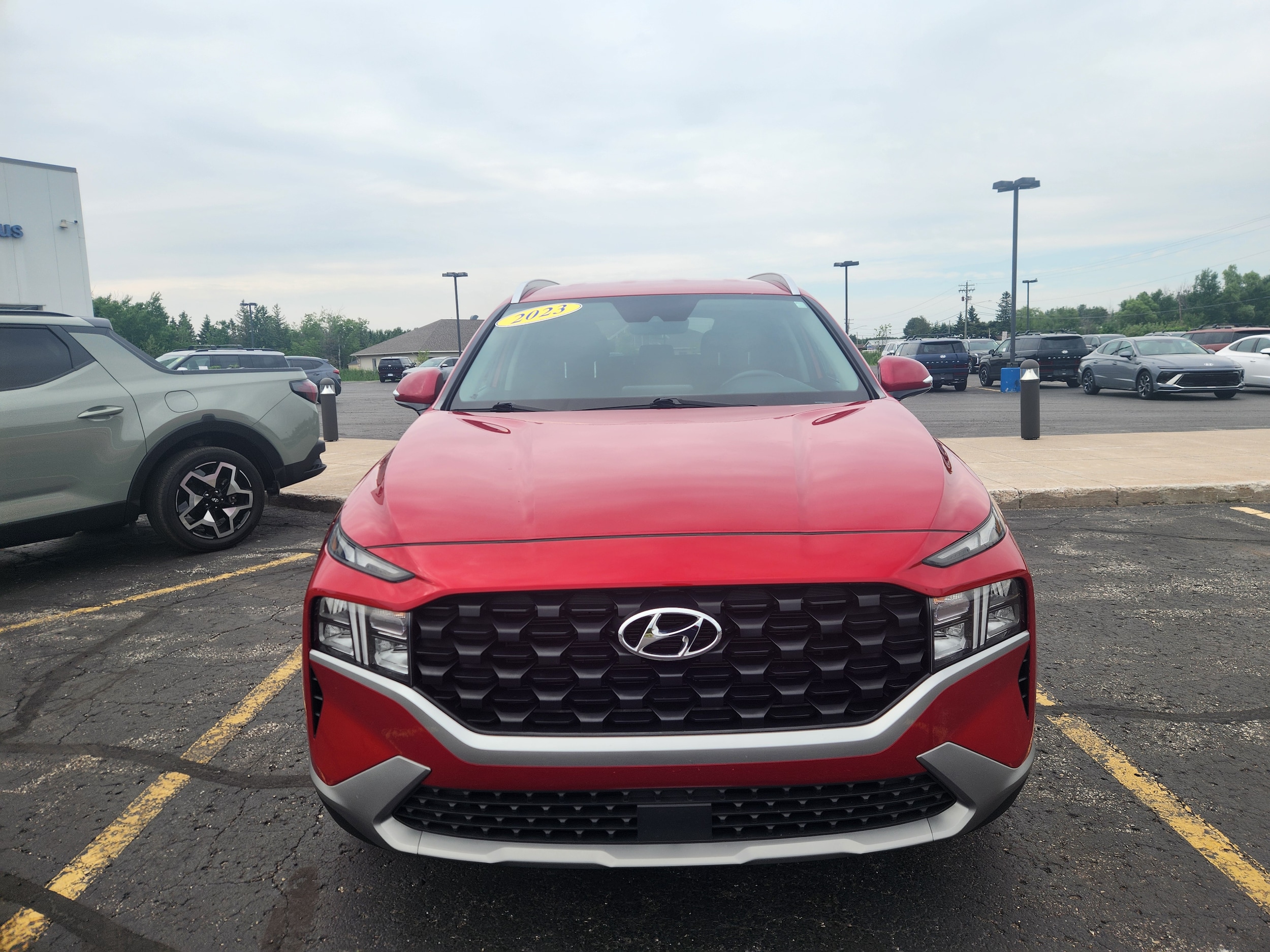 Used 2023 Hyundai Santa Fe SEL with VIN 5NMS2DAJ8PH485726 for sale in Sault Sainte Marie, MI
