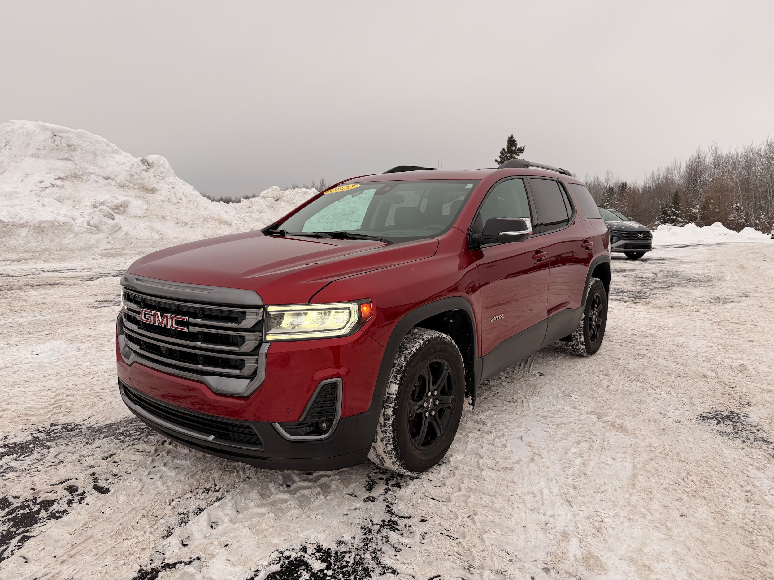 2022 GMC Acadia AT4's photo
