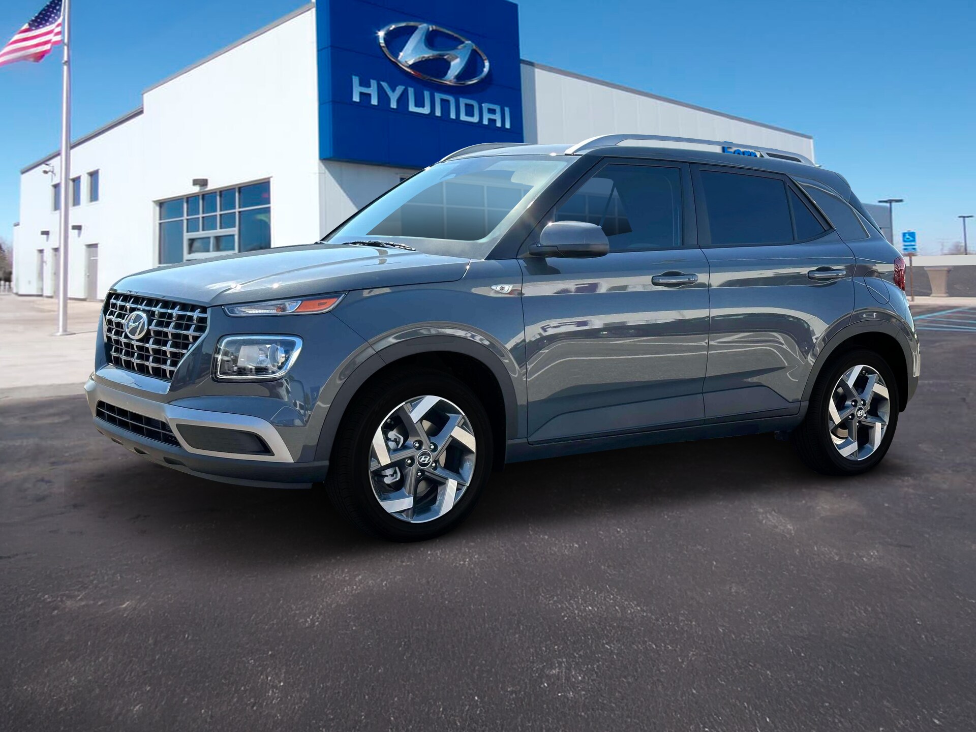 2025 Hyundai Venue SEL photo 2