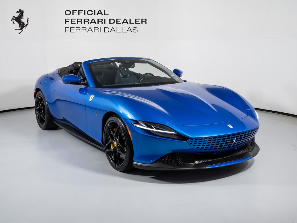 2025 Ferrari Roma Spider's photo