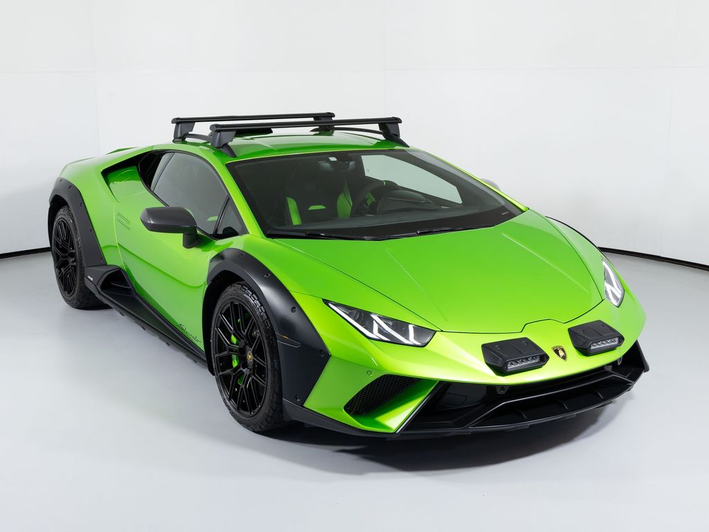 2024 Lamborghini Huracn Sterrato's photo