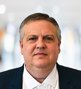 Staff member Alex Bieniek from ID_66901b