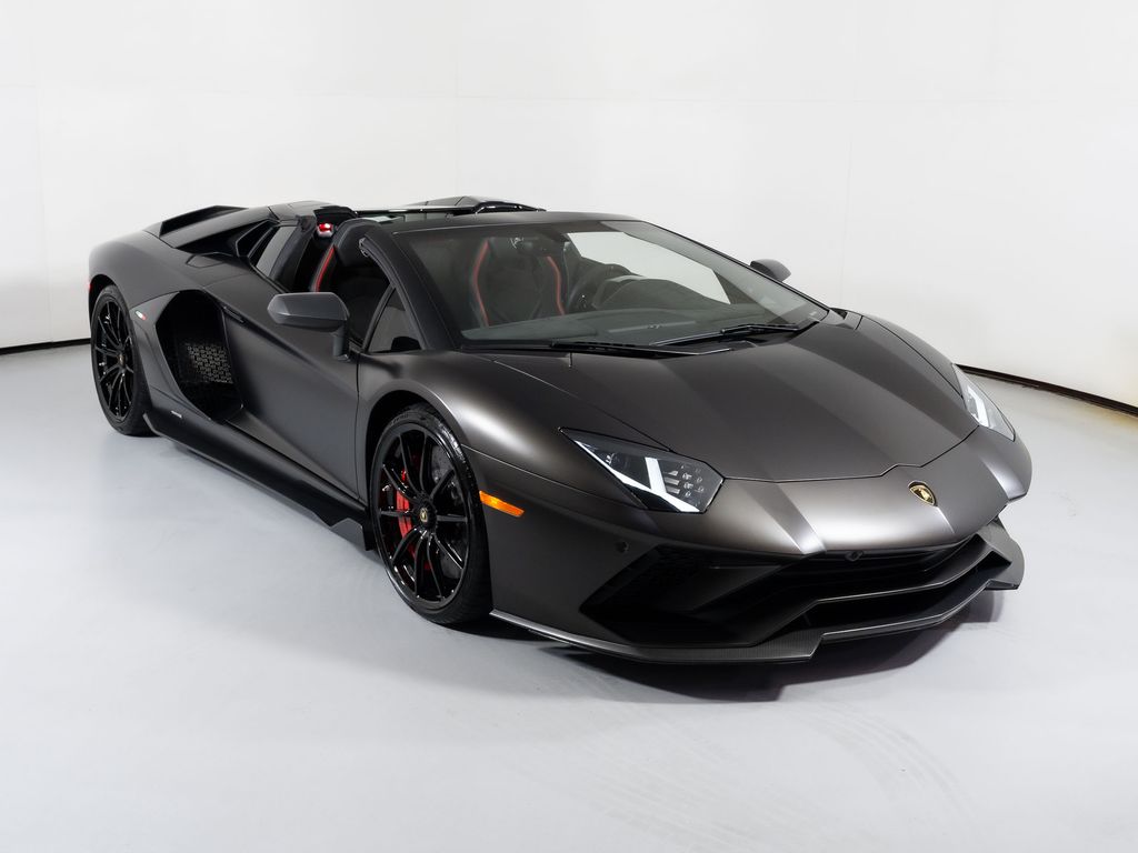 2022 Lamborghini Aventador