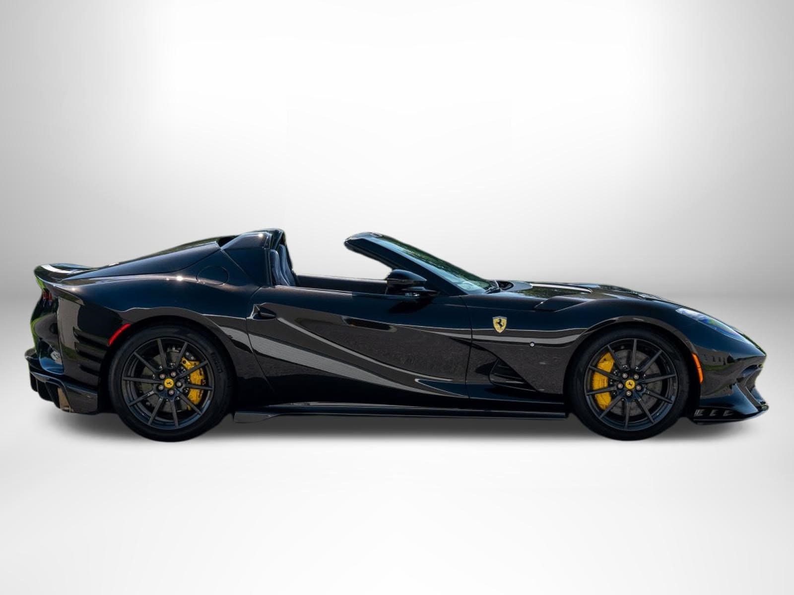 Ferrari 812 Competizione Aperta A