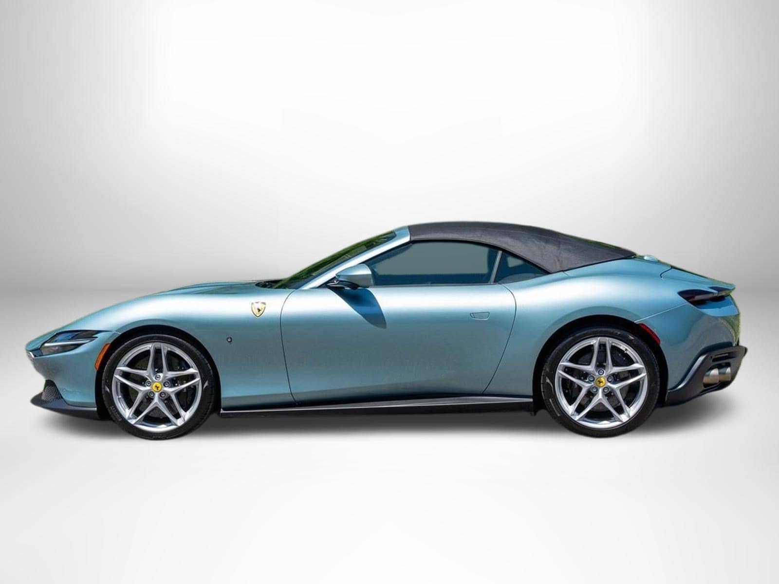 Ferrari Roma Spider
