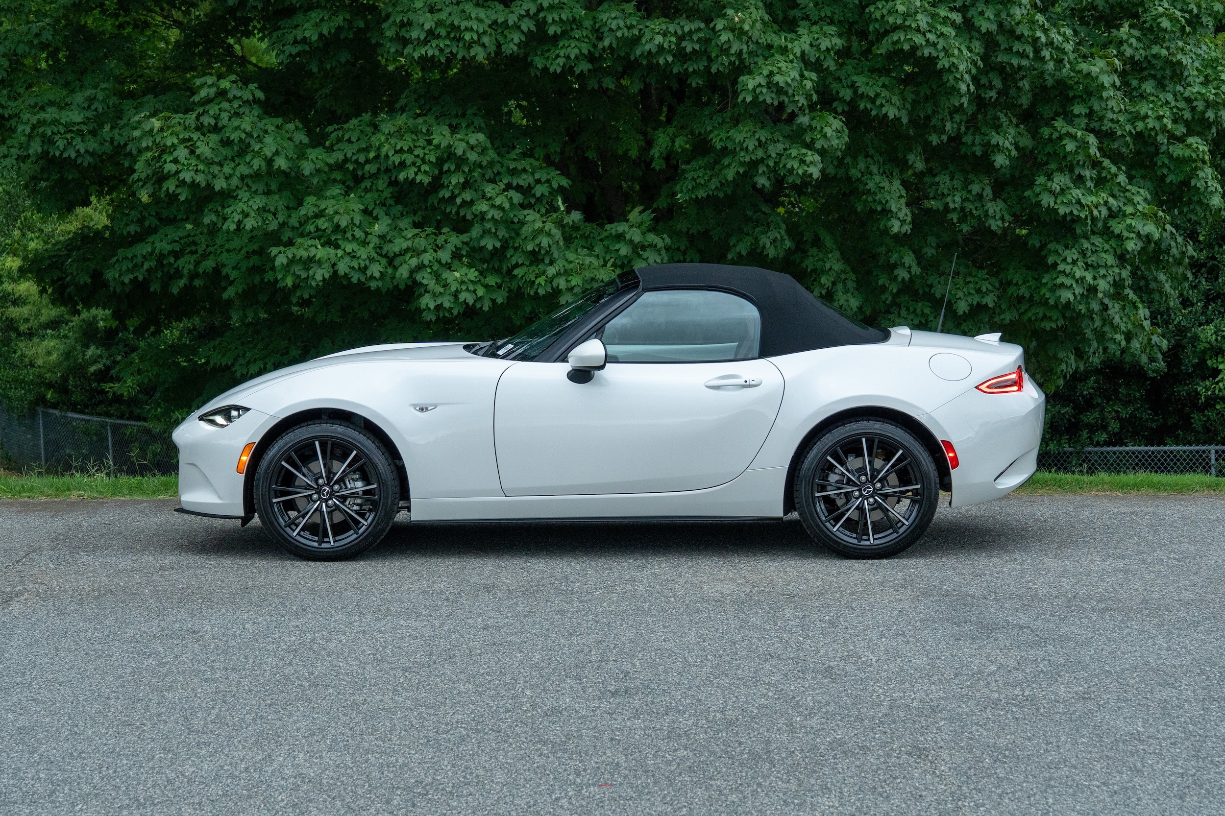 Mazda MX-5 Miata Grand Touring