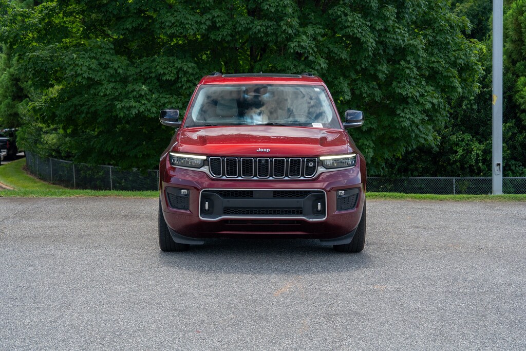 Used 2023 Jeep Grand Cherokee Overland Sport Utility