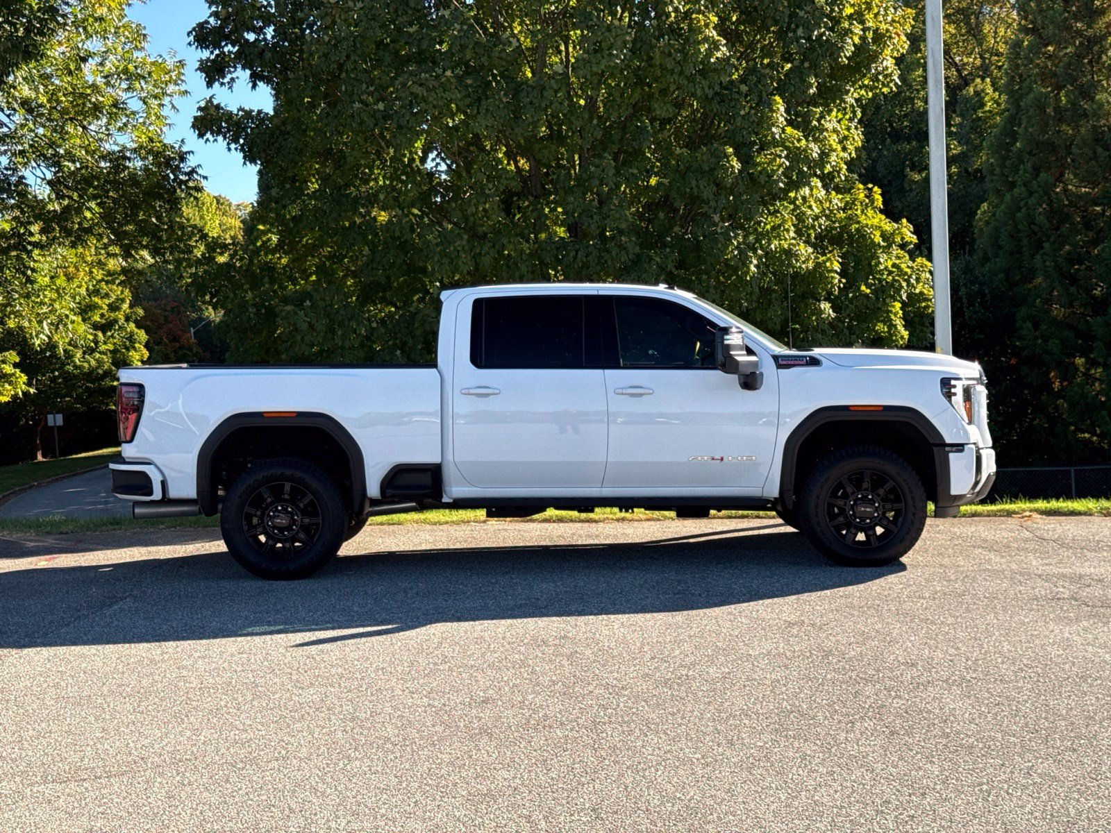 Used 2026 GMC Sierra 2500HD AT4 4WD Crew Cab Crew Cab Pickup