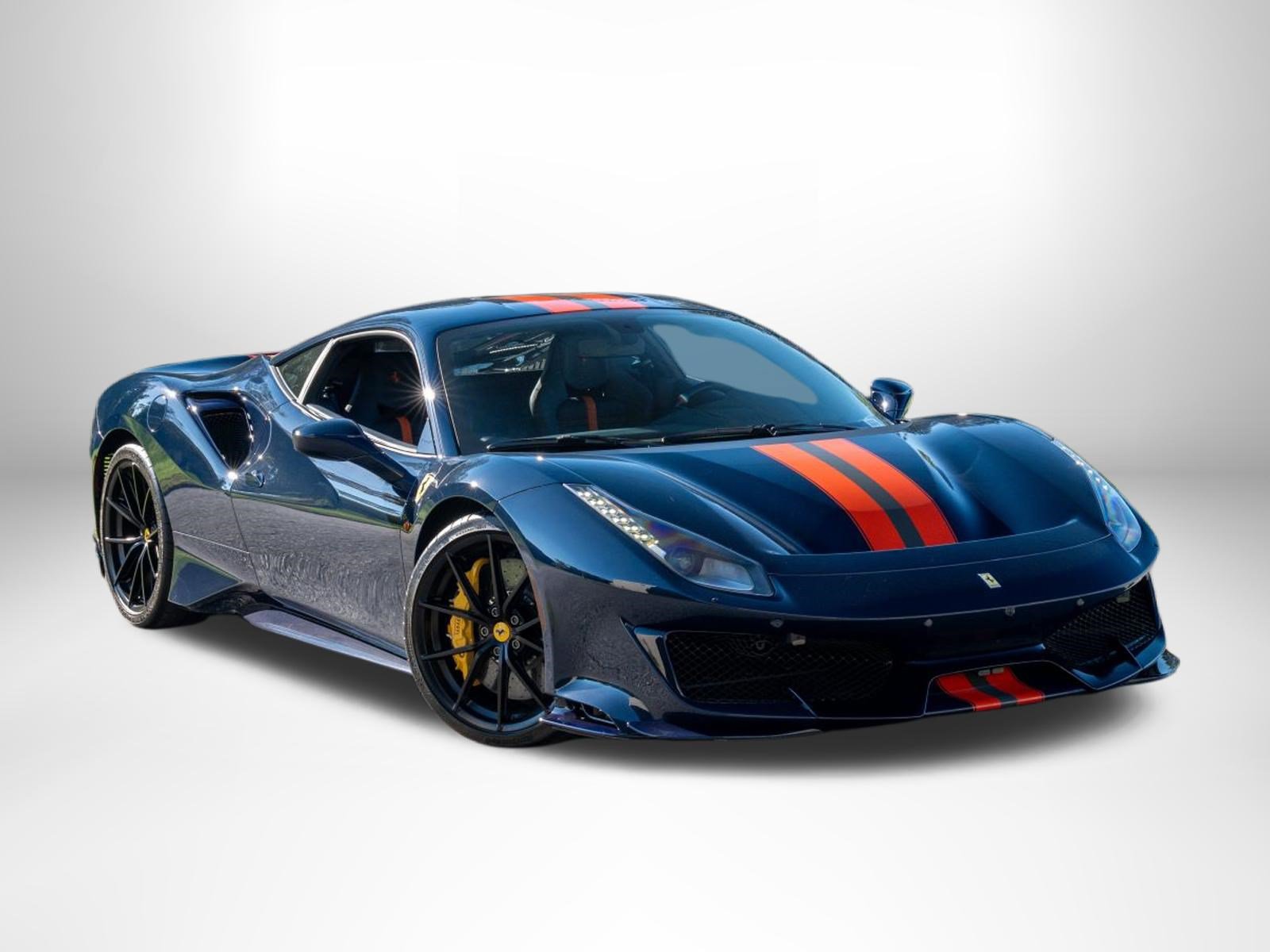  Ferrari 488 Pista