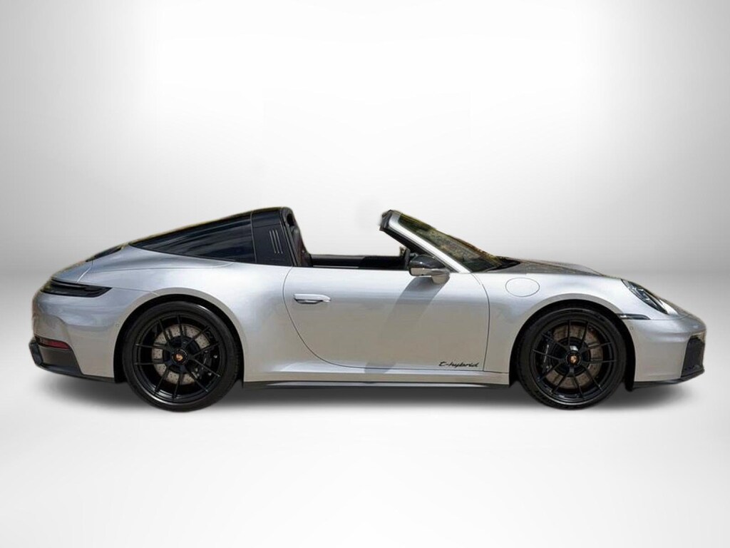 Used 2026 Porsche 911 4 GTS 2dr Car