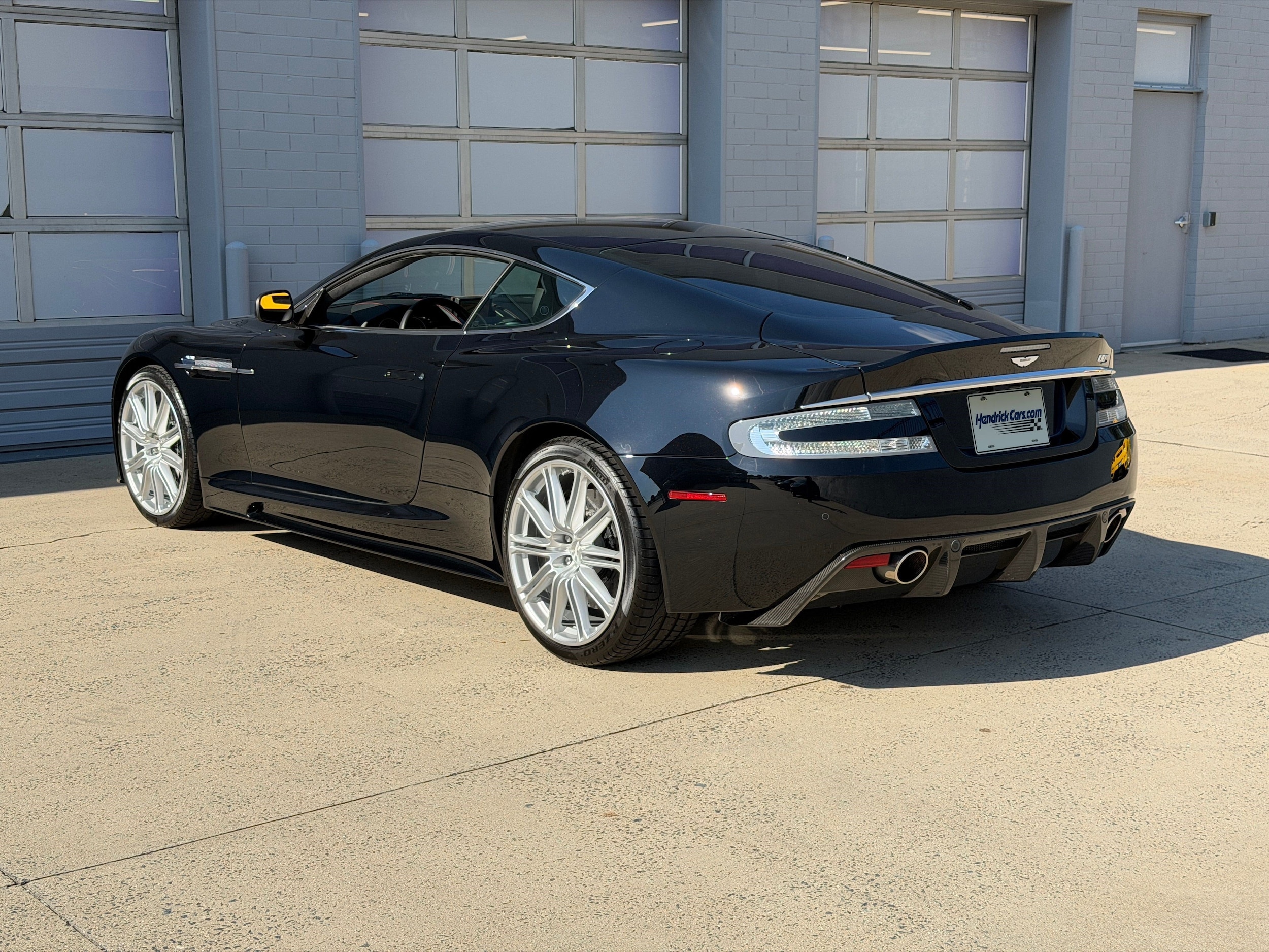 Aston Martin DBS