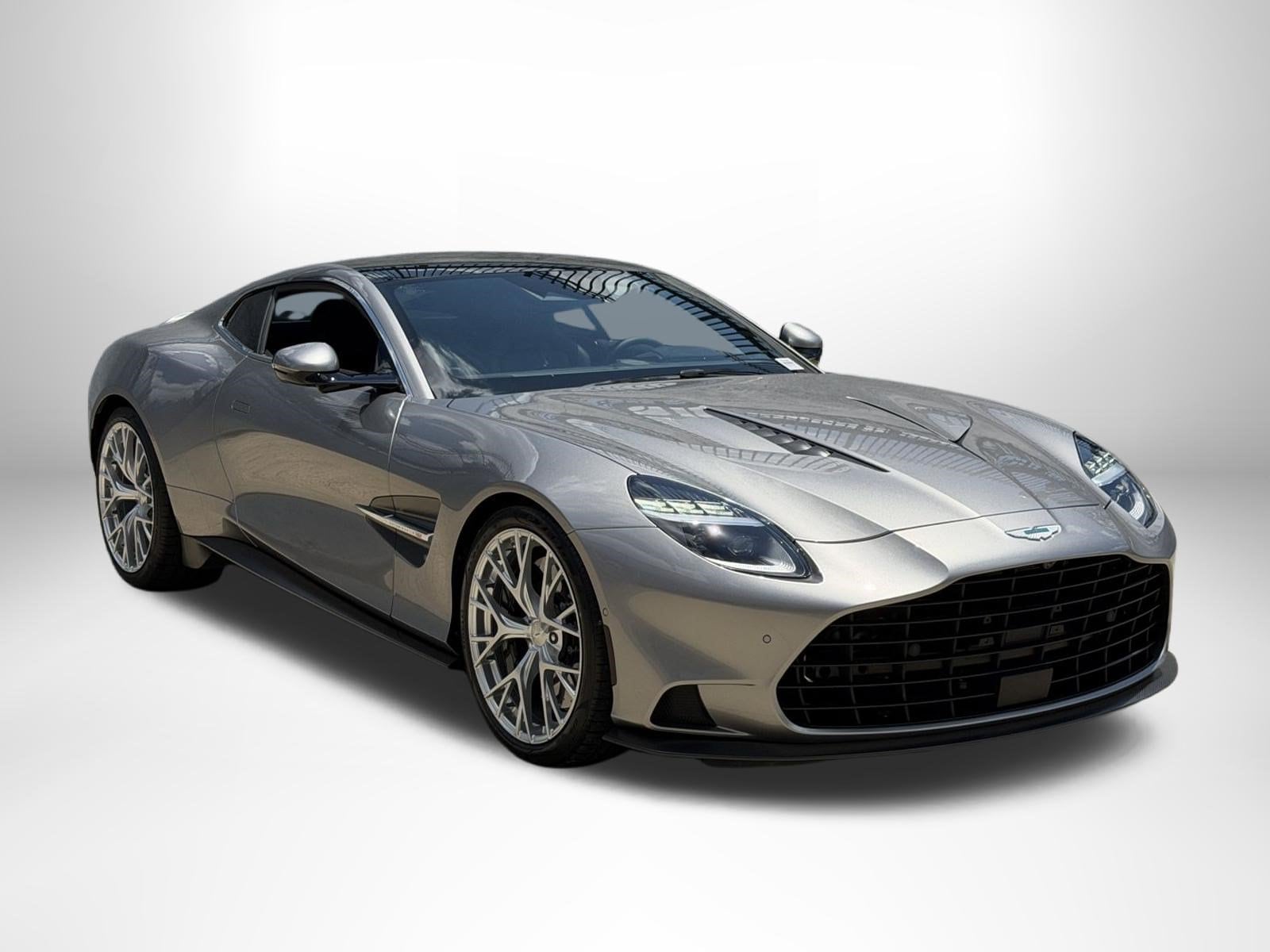 Aston Martin Vanquish V12
