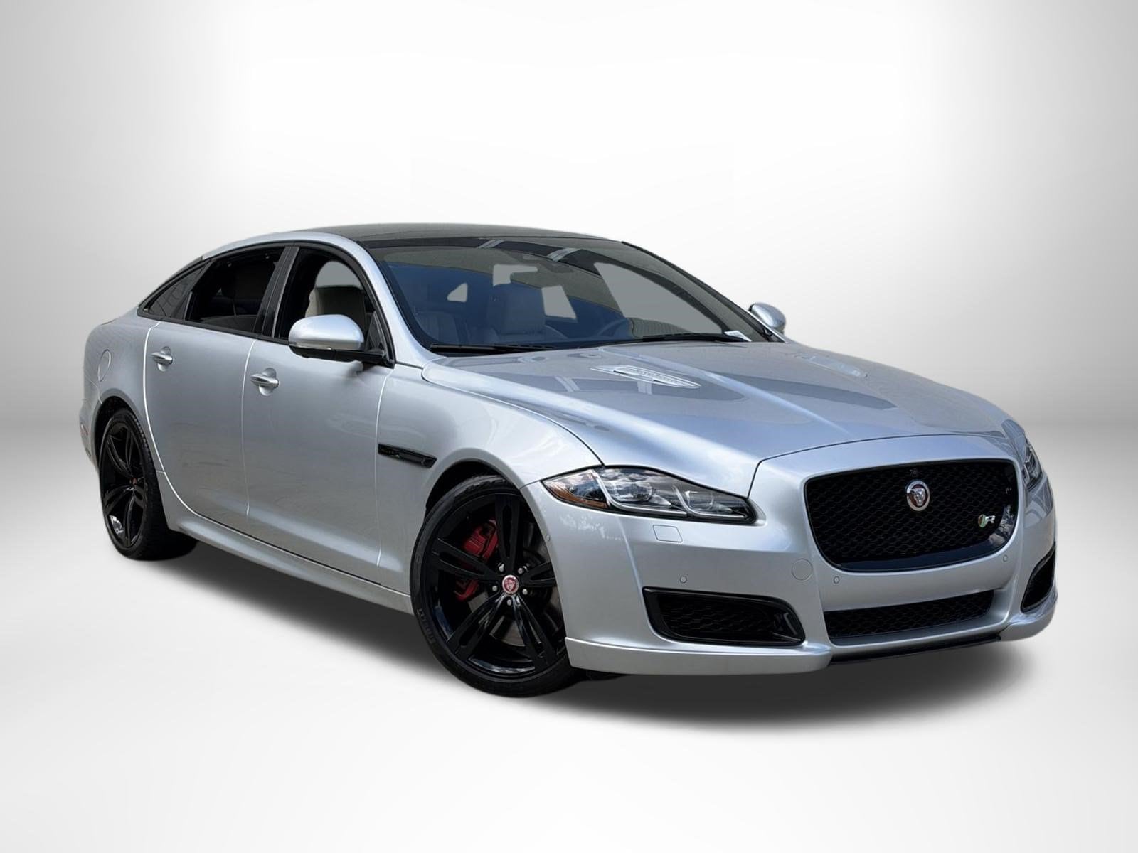 2019 Jaguar XJR 575 2019 Jaguar XJR 575