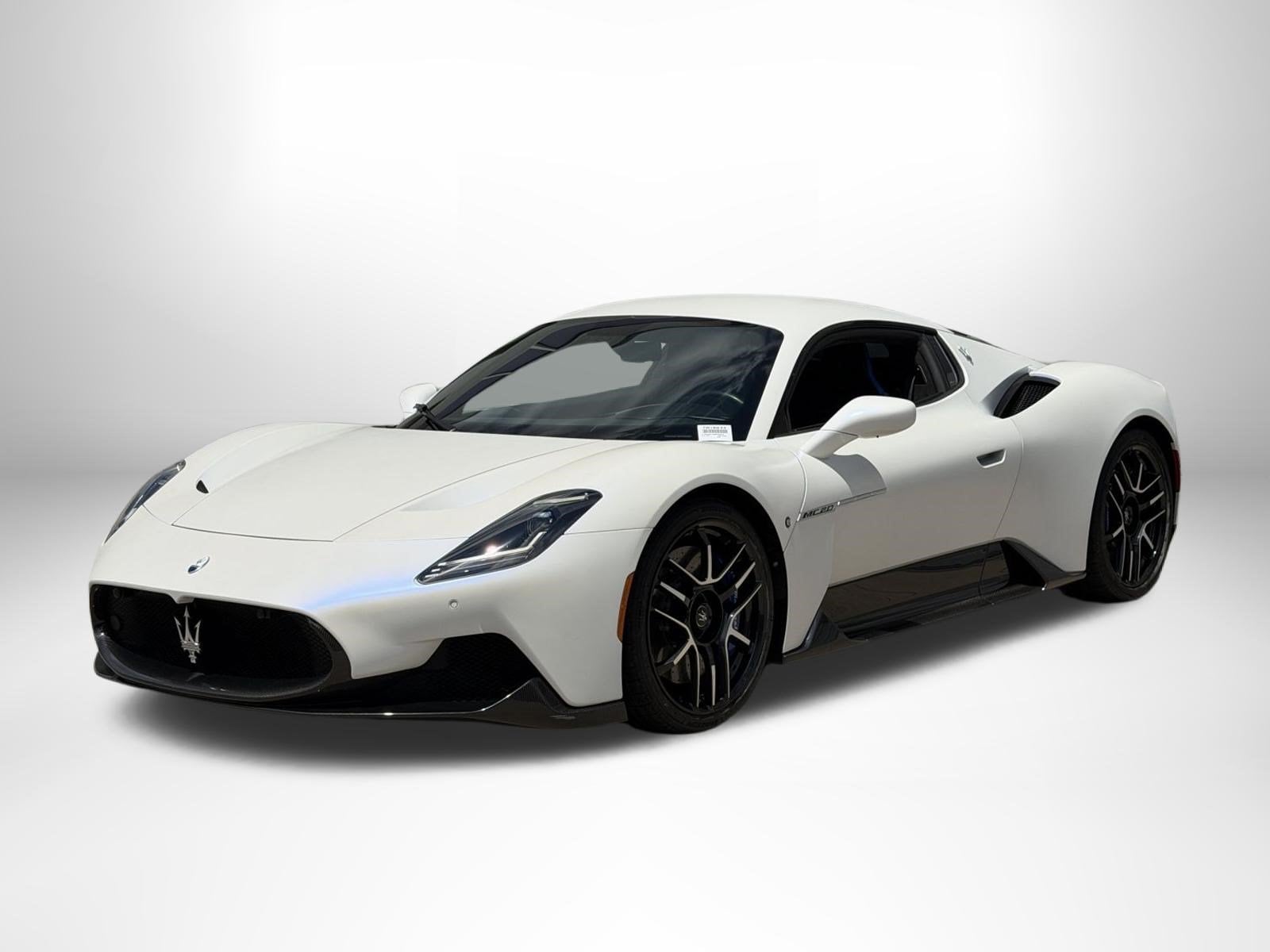 Maserati MC20