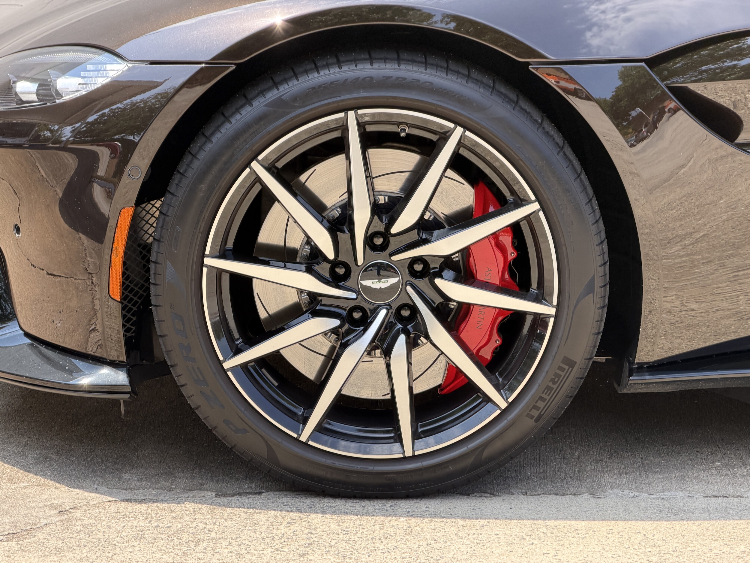 2020 Aston Martin Vantage