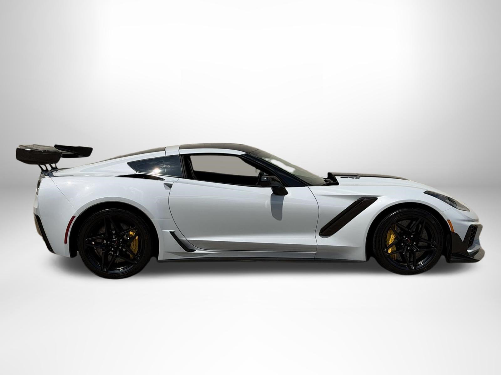 2019 Chevrolet Corvette ZR1 1ZR 2dr Car