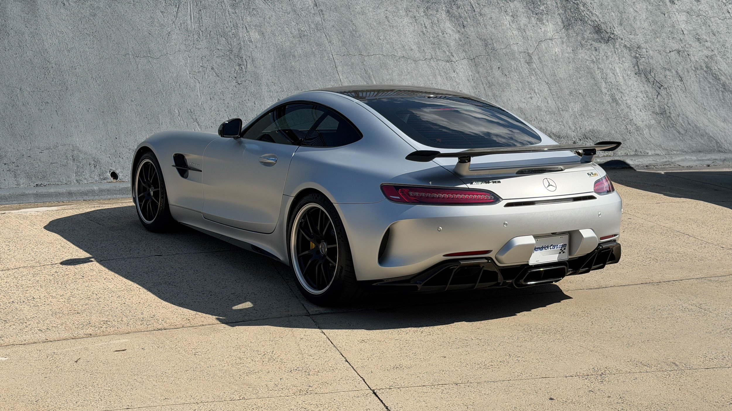 Mercedes-Benz AMG GT R