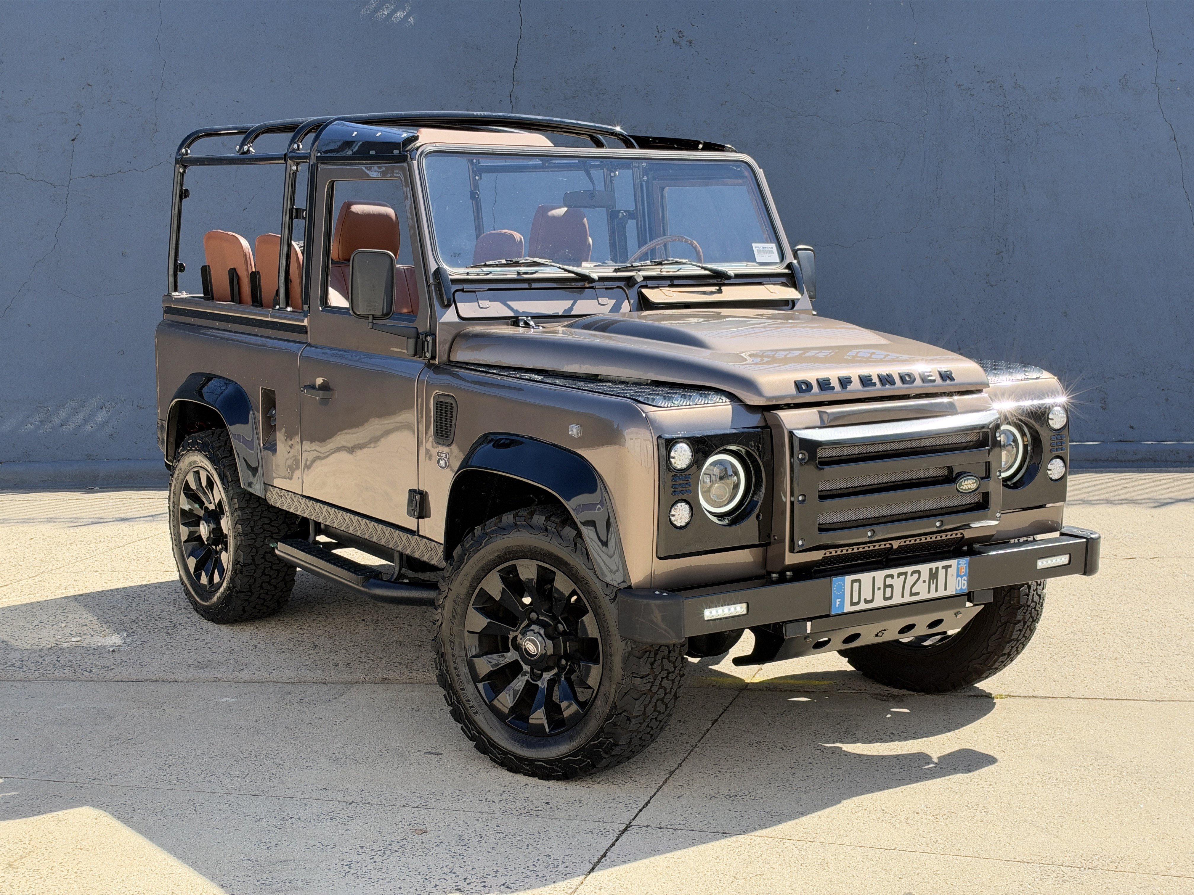  Land Rover Defender 90