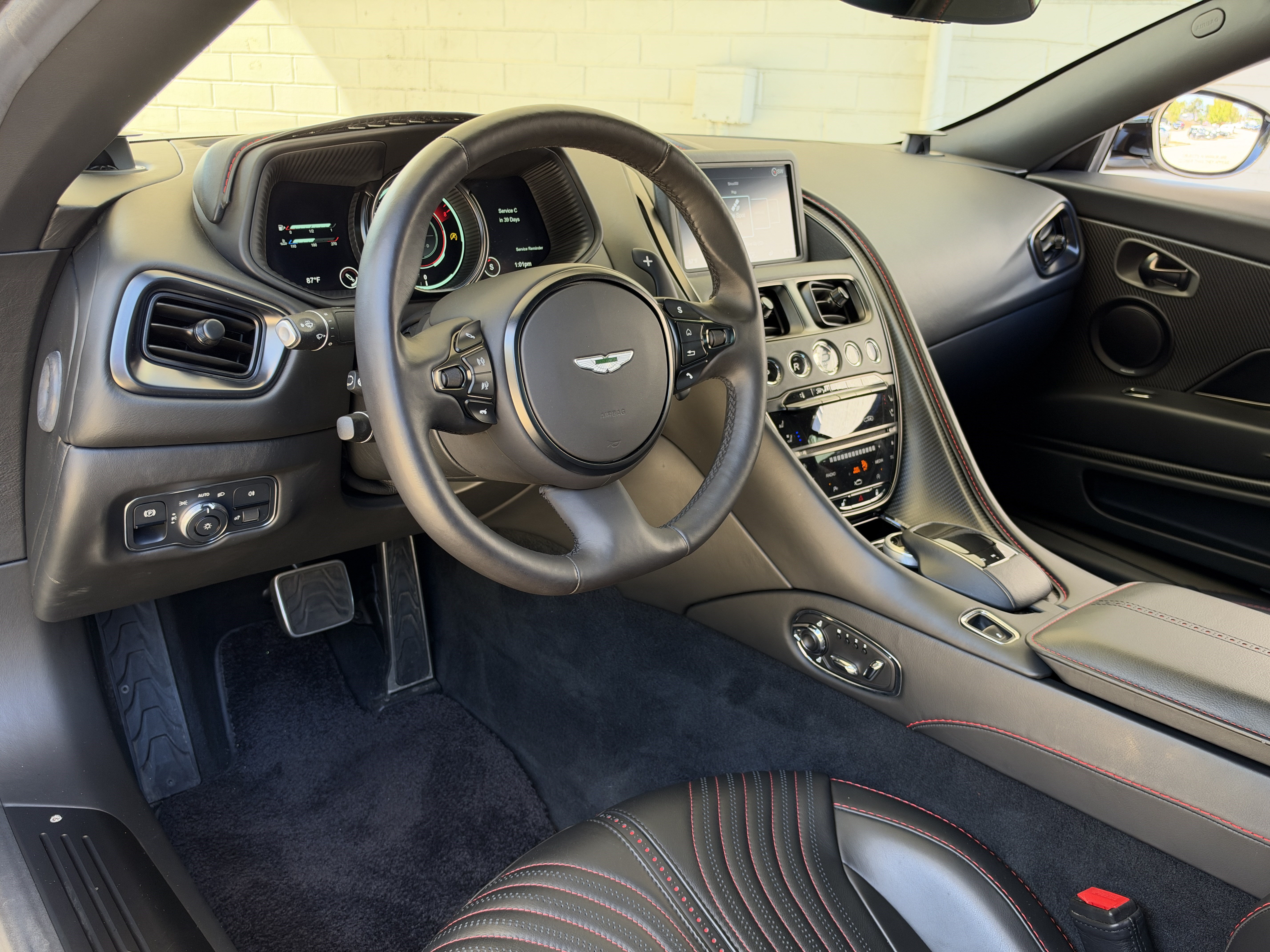 Certified 2021 Aston Martin DB11 2dr Car