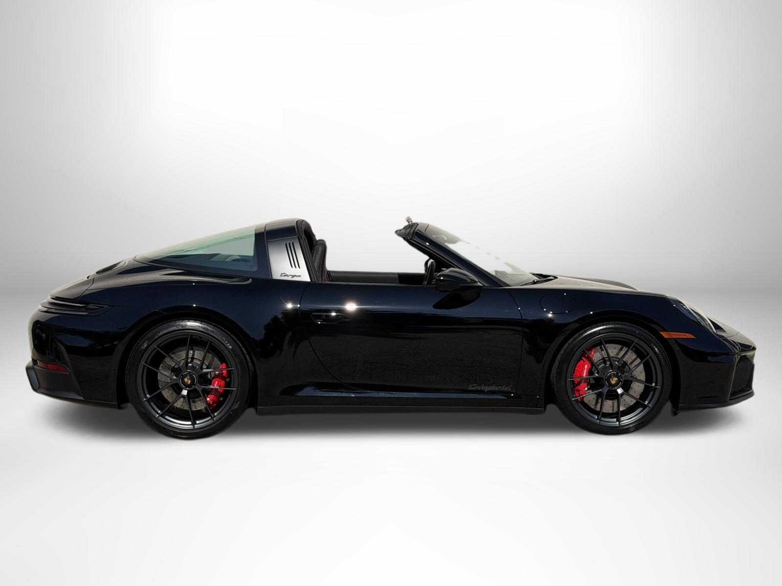 2026 Porsche 911 Targa 4 GTS 2dr Car